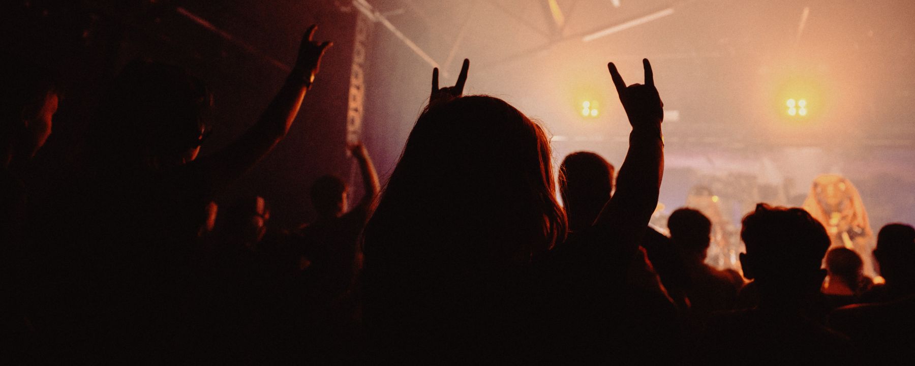 Familienkonzerte im ROXY, Foto vom Konzert von Heavysaurus im November 2025